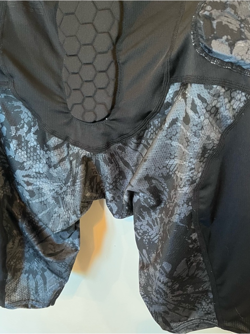 Under Armour Men Gameday Hex Armour Pro 5-Pad Girdle Football BLACK SZ Large NFL - Picture 7 of 7